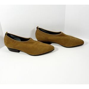 Naked Feet Caldi Pointed Toe Pump Comfort Slip‎ On Loafer Low Heel Tan Suede 7.5